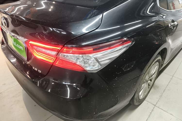 Used Toyota Camry 2018 2.0G Luxury Edition Right Rear Taillight