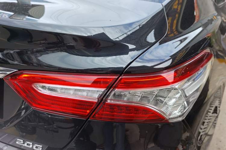 Used Toyota Camry 2018 2.0G Luxury Edition Right Rear Taillight