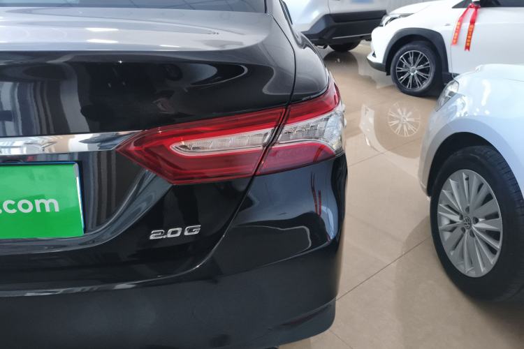 Used Toyota Camry 2018 2.0G Luxury Edition Right Rear Taillight