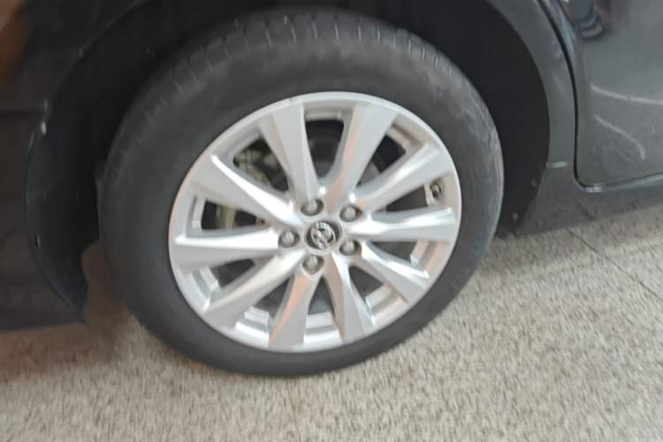Used Toyota Camry 2018 2.0G Luxury Edition Right Rear Wheel Hub
