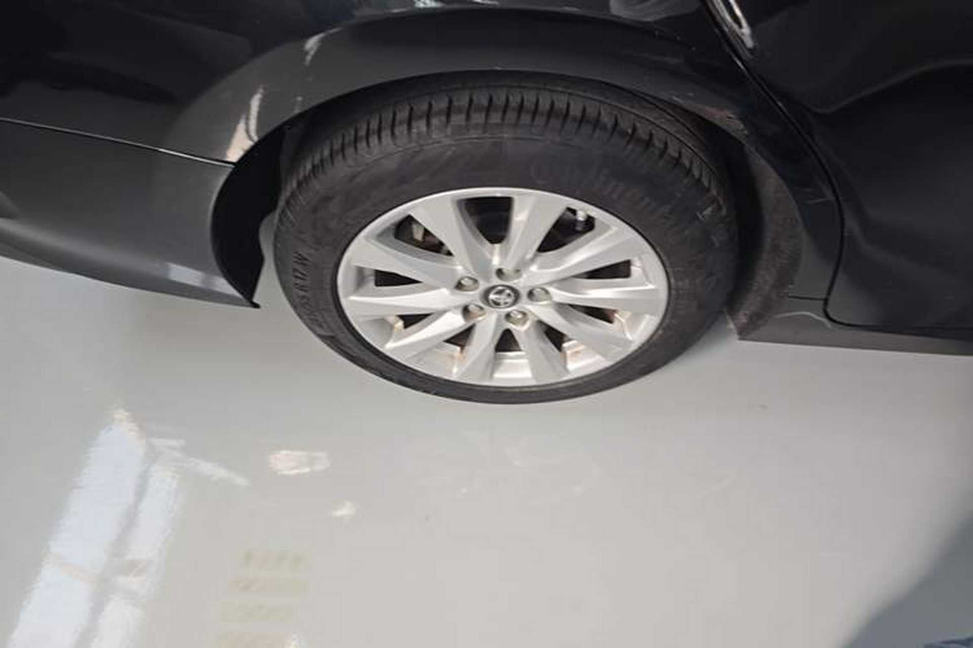Used Toyota Camry 2018 2.0G Luxury Edition Right Rear Wheel Hub