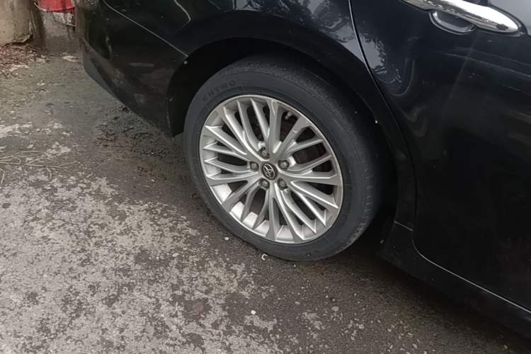 Used Toyota Camry 2018 2.5G Luxury Edition Right Rear Wheel Hub