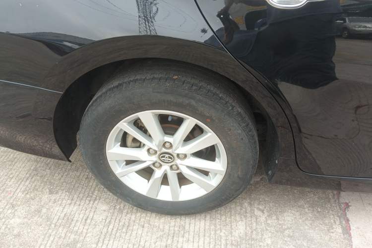 Used Toyota Camry 2018 2.0E Elite Edition Right Rear Wheel Hub
