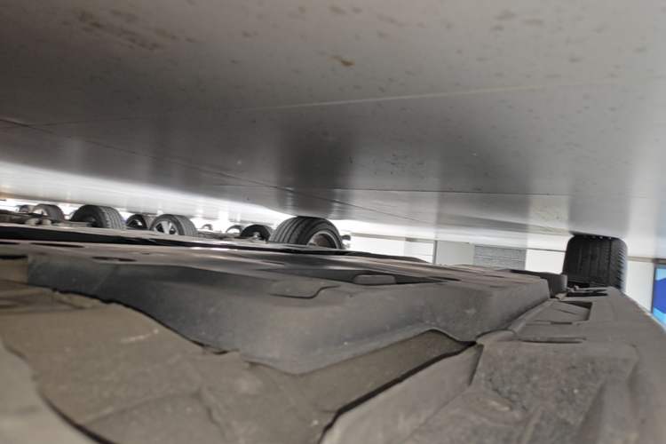 Used Toyota Camry 2018 2.5G Luxury Edition Right Side Sill