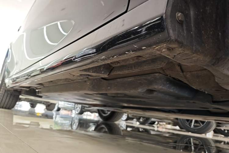Used Toyota Camry 2018 2.0G Luxury Edition Right Side Sill