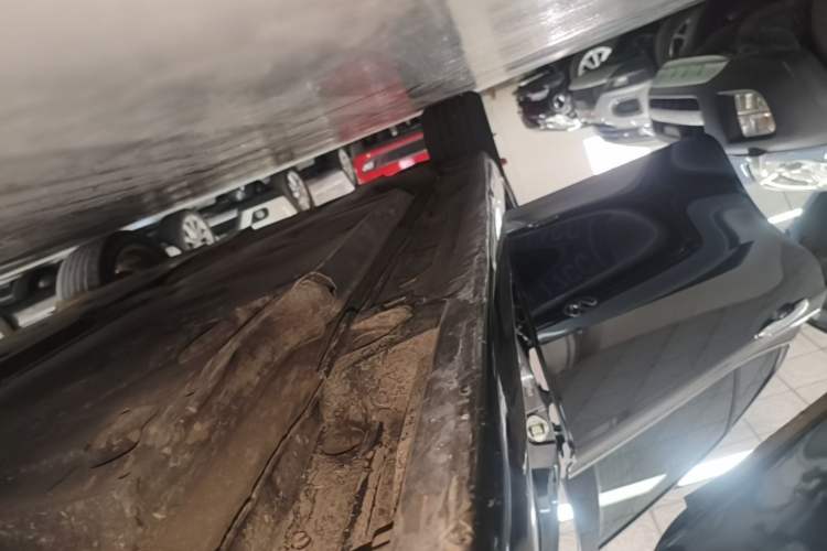 Used Toyota Camry 2018 2.5G Luxury Edition Right Side Sill