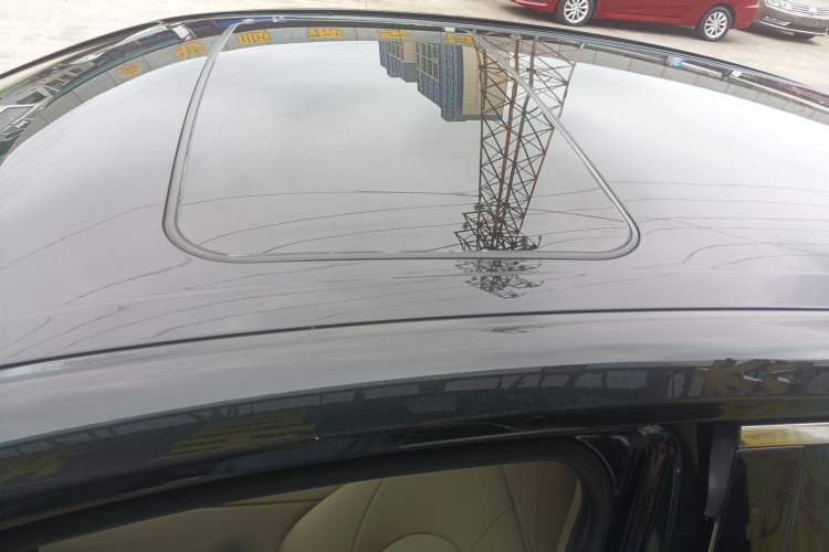 Used Toyota Camry 2018 2.0E Elite Edition Roof
