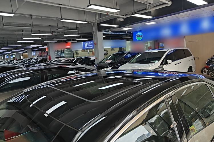 Used Toyota Camry 2018 2.0G Luxury Edition Roof