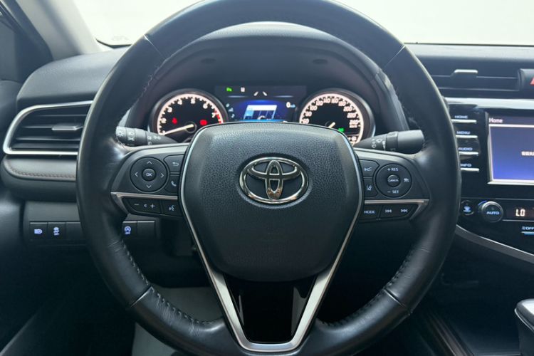 Used Toyota Camry 2018 2.0G Luxury Edition Steering Wheel