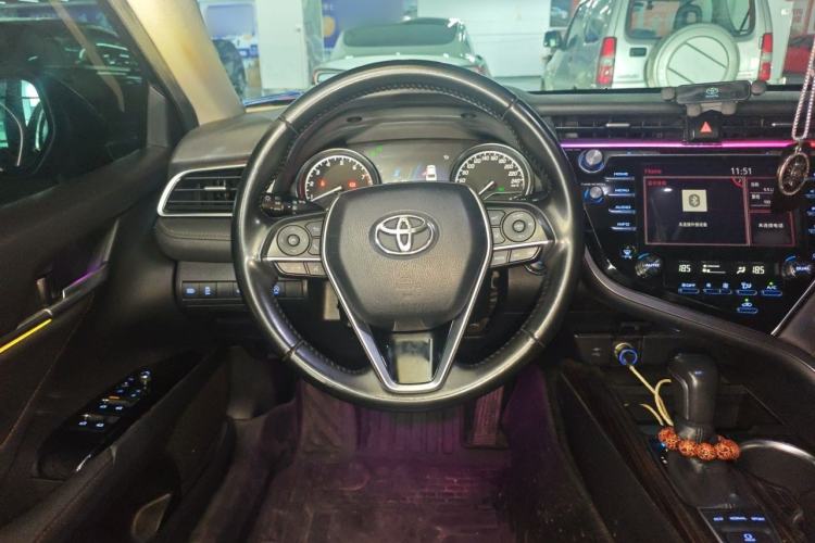 Used Toyota Camry 2018 2.5G Luxury Edition Steering Wheel