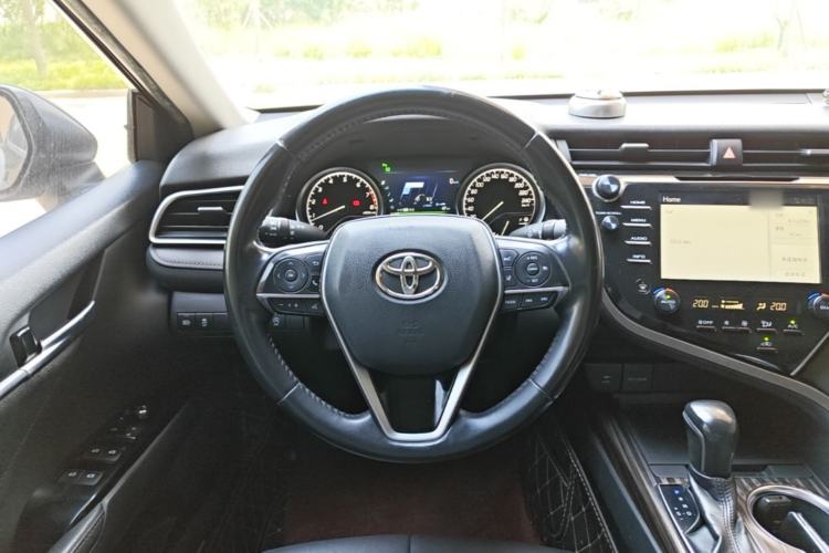 Used Toyota Camry 2018 2.5G Luxury Edition Steering Wheel