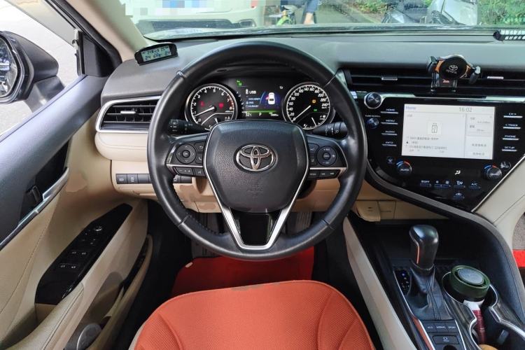 Used Toyota Camry 2018 2.5G Luxury Edition Steering Wheel