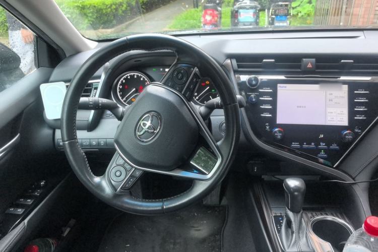 Used Toyota Camry 2018 2.5G Luxury Edition Steering Wheel