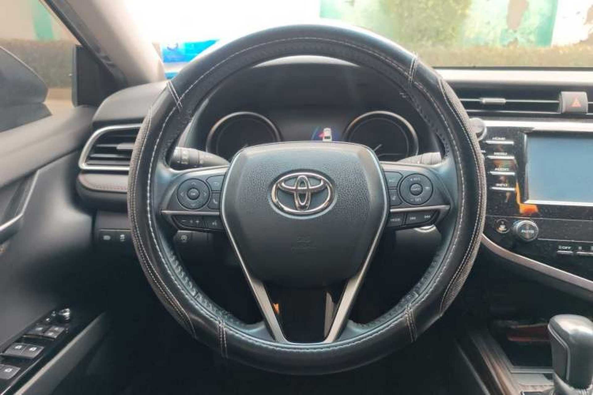 Used Toyota Camry 2018 2.0G Luxury Edition Steering Wheel