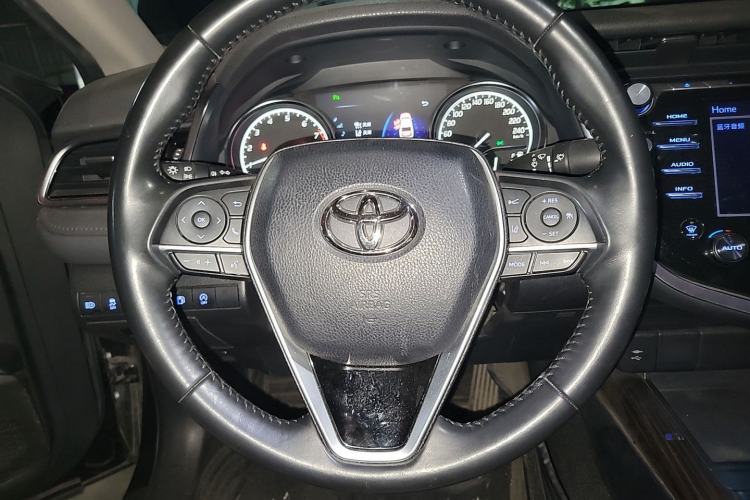 Used Toyota Camry 2018 2.5G Luxury Edition Steering Wheel