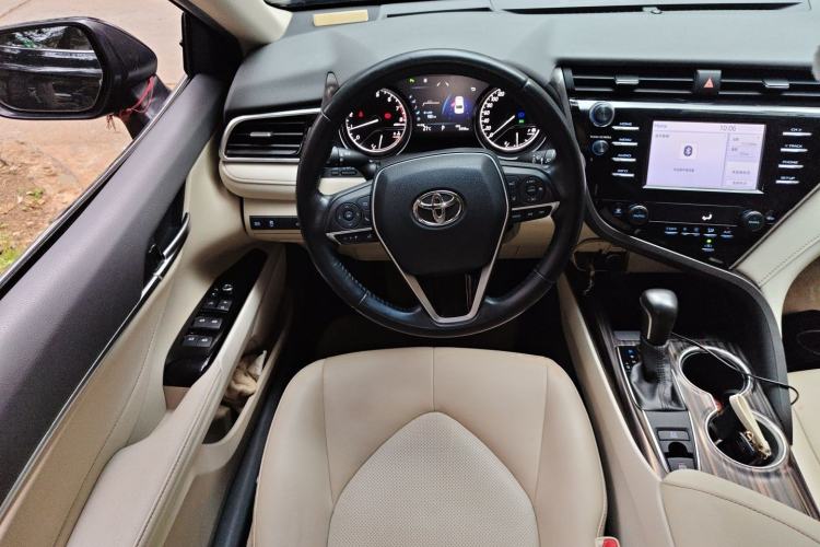 Used Toyota Camry 2018 2.0G Luxury Edition Steering Wheel
