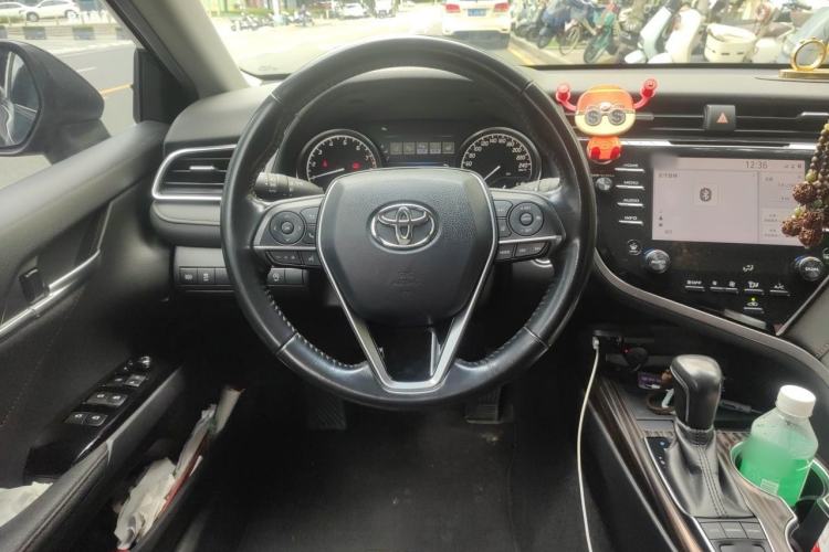 Used Toyota Camry 2018 2.5G Luxury Edition Steering Wheel