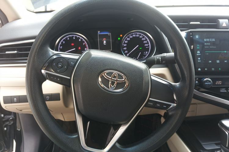 Used Toyota Camry 2018 2.0E Elite Edition Steering Wheel