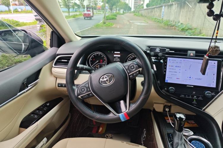 Used Toyota Camry 2018 2.0G Luxury Edition Steering Wheel
