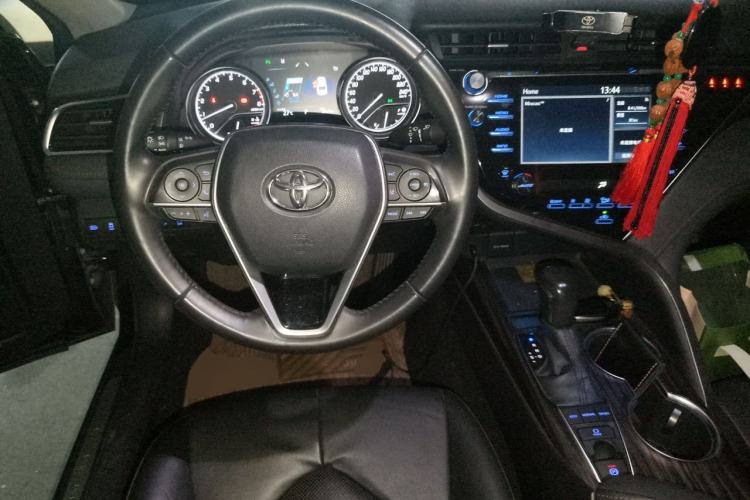 Used Toyota Camry 2018 2.5G Luxury Edition Steering Wheel