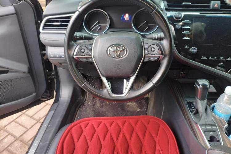 Used Toyota Camry 2018 2.5G Luxury Edition Steering Wheel