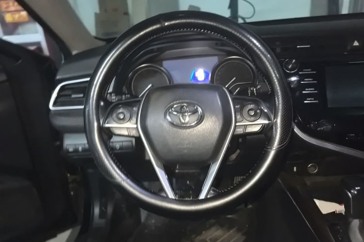 Used Toyota Camry 2018 2.0G Luxury Edition Steering Wheel