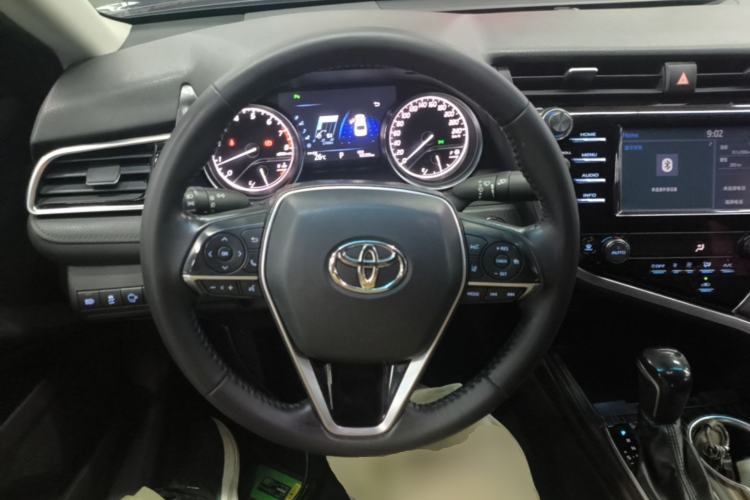 Used Toyota Camry 2018 2.0G Luxury Edition Steering Wheel