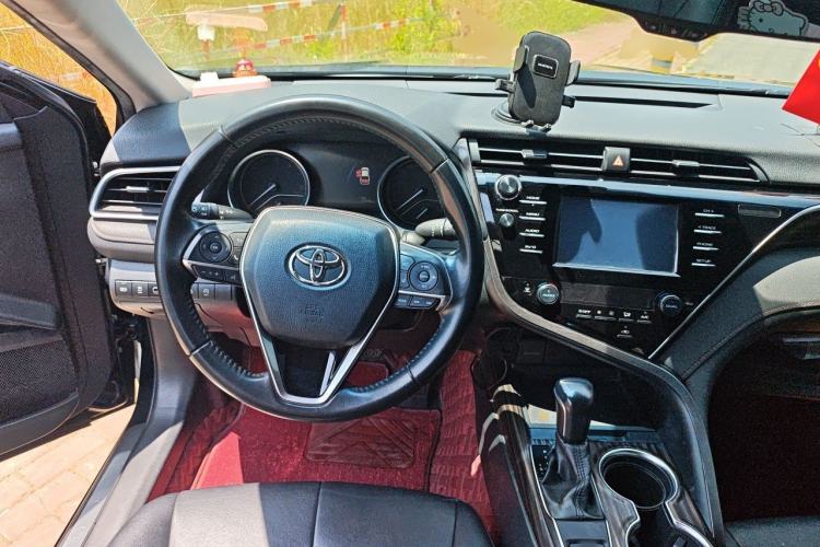 Used Toyota Camry 2018 2.0G Luxury Edition Steering Wheel