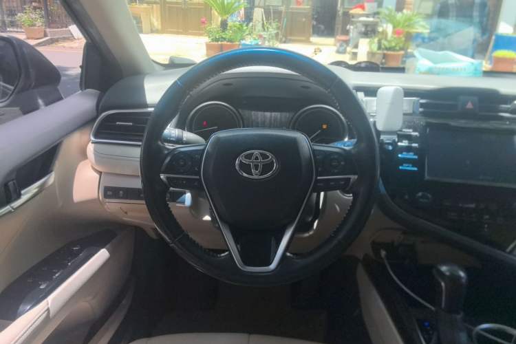 Used Toyota Camry 2018 2.0G Luxury Edition Steering Wheel