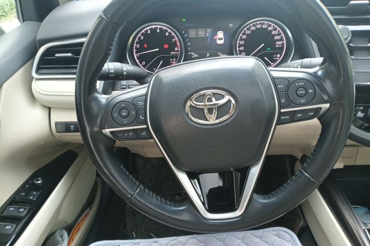 Used Toyota Camry 2018 2.0G Luxury Edition Steering Wheel