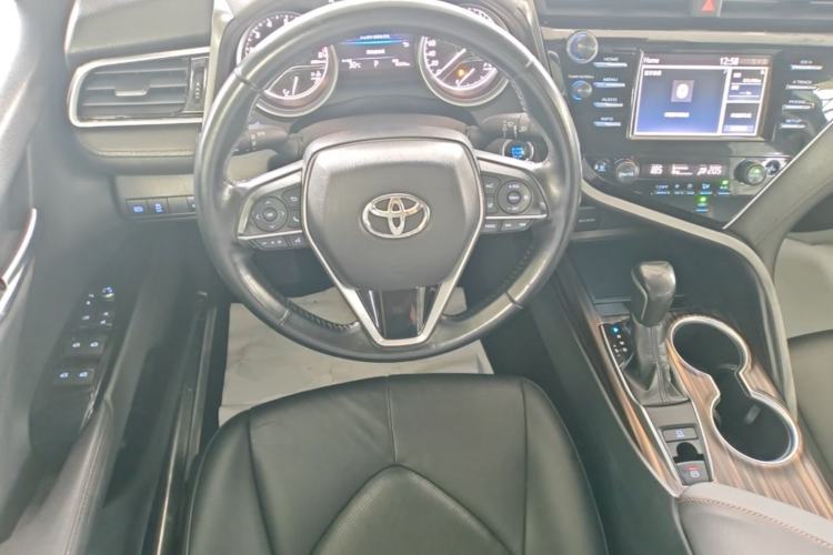 Used Toyota Camry 2018 2.0G Luxury Edition Steering Wheel
