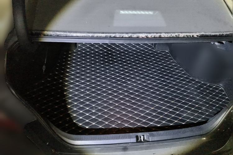 Used Toyota Camry 2018 2.5G Luxury Edition Trunk