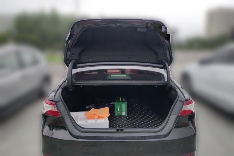 Used Toyota Camry 2018 2.0E Leading Edition Trunk