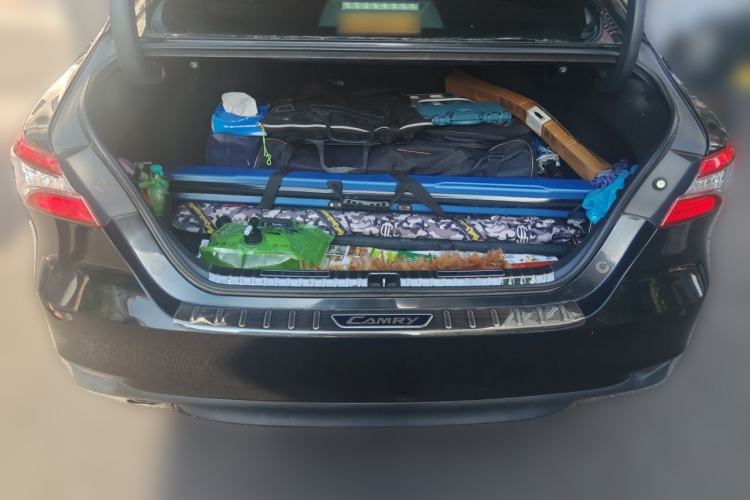 Used Toyota Camry 2018 Dual-Engine 2.5 HG Luxury Edition Trunk
