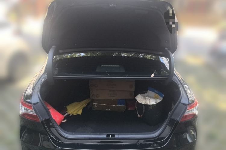 Used Toyota Camry 2018 2.0G Luxury Edition Trunk