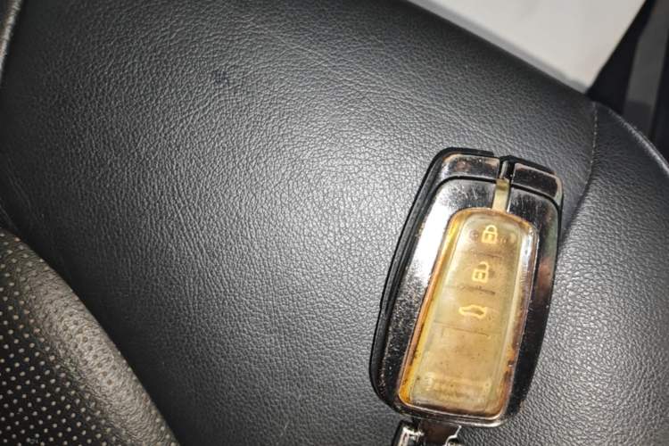 Used Toyota Camry 2018 2.0G Luxury Edition Vehicle Key