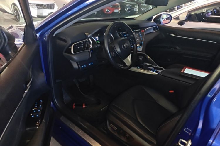 Used Toyota Camry 2018 Dual-Engine 2.5 HG Luxury Edition Driver Seat