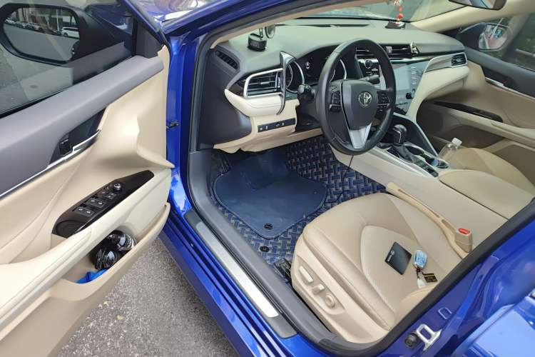 Used Toyota Camry 2018 Dual-Engine 2.5 HG Luxury Edition Driver Seat