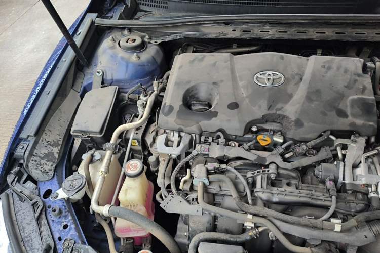 Used Toyota Camry 2018 Dual-Engine 2.5 HG Luxury Edition Engine Bay Right