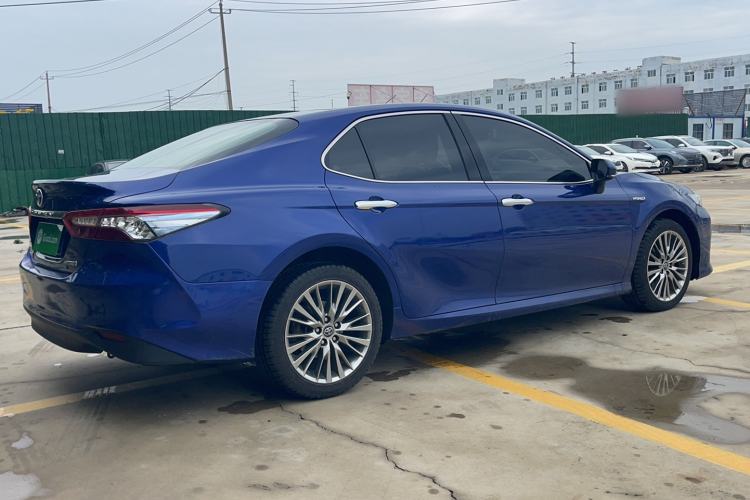 Used Toyota Camry 2018 Dual-Engine 2.5 HG Luxury Edition Exterior 3