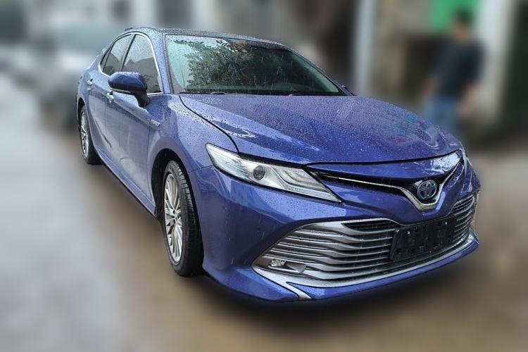 Used Toyota Camry 2018 Dual-Engine 2.5 HG Luxury Edition Front Right 45 Deg