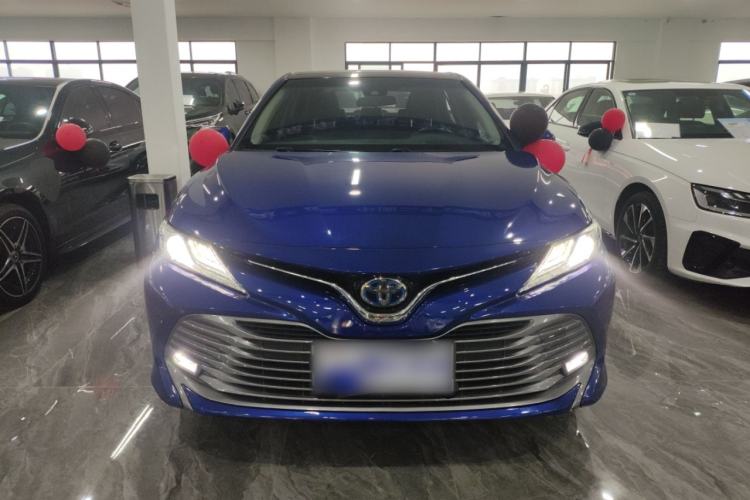 Used Toyota Camry 2018 Dual-Engine 2.5 HG Luxury Edition Front