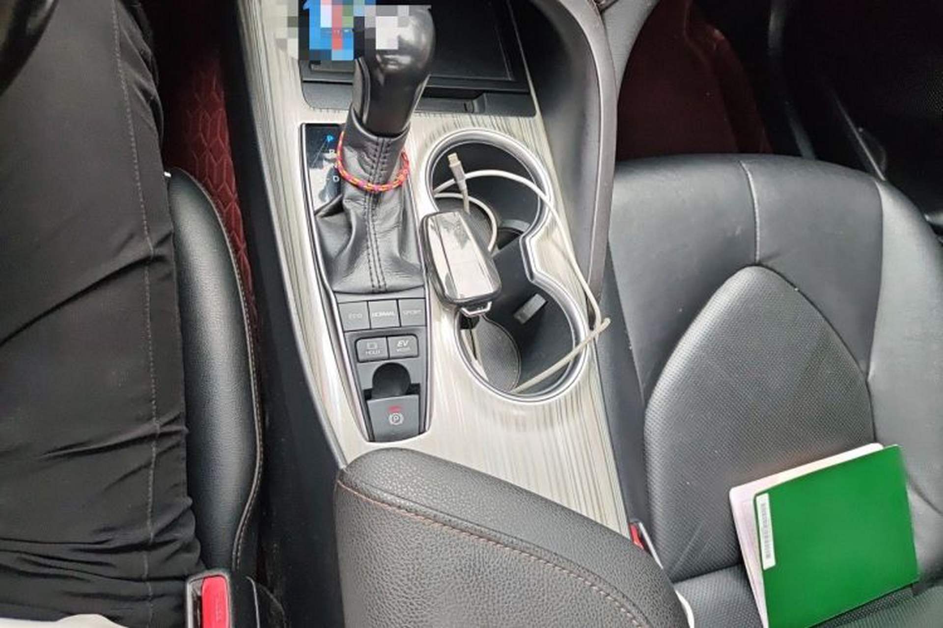 Used Toyota Camry 2018 Dual-Engine 2.5 HG Luxury Edition Gear Lever