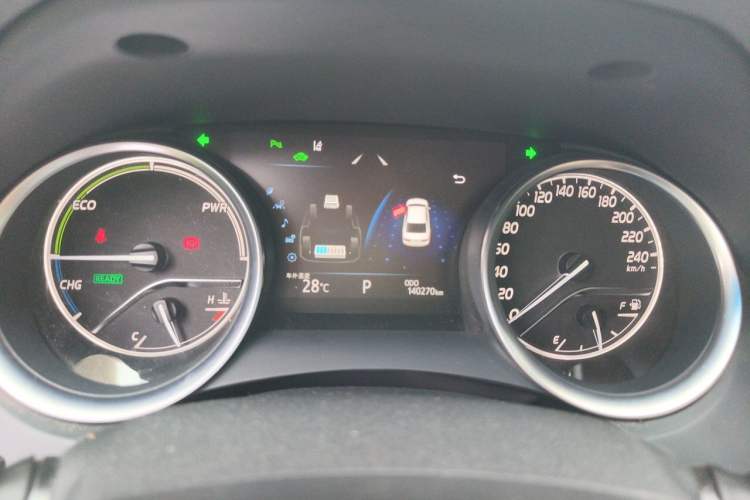 Used Toyota Camry 2018 Dual-Engine 2.5 HG Luxury Edition Instrument Cluster