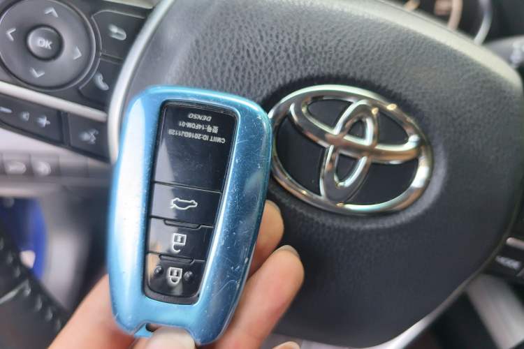 Used Toyota Camry 2018 Dual-Engine 2.5HQ Flagship Edition Interior 1