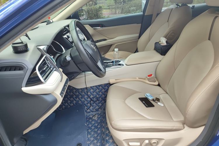Used Toyota Camry 2018 Dual-Engine 2.5 HG Luxury Edition Left Front Seat