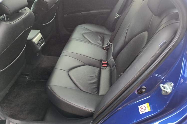Used Toyota Camry 2018 Dual-Engine 2.5 HG Luxury Edition Left Rear Seat