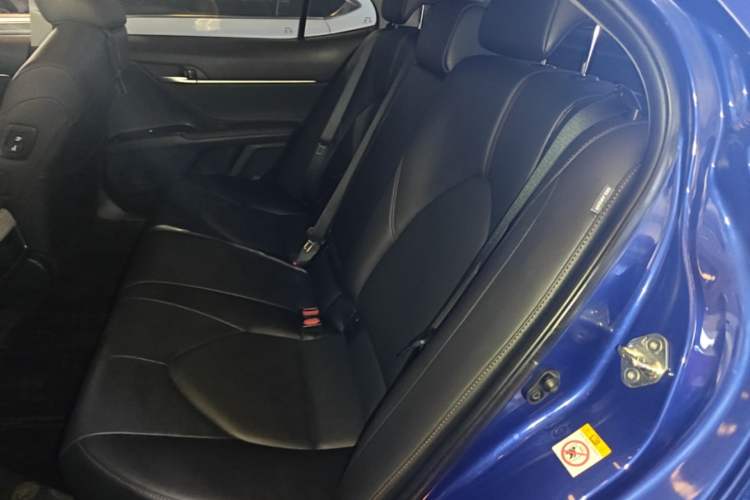 Used Toyota Camry 2018 Dual-Engine 2.5 HG Luxury Edition Left Rear Seat