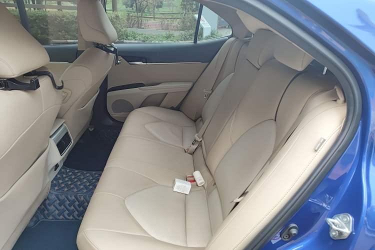 Used Toyota Camry 2018 Dual-Engine 2.5 HG Luxury Edition Left Rear Seat