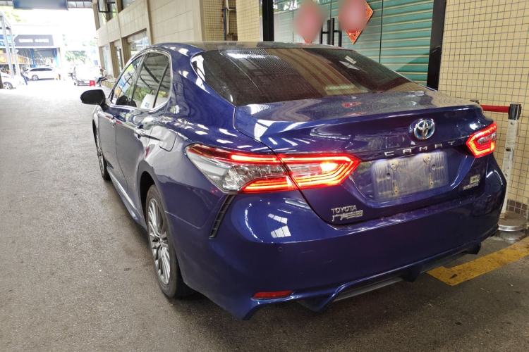 Used Toyota Camry 2018 Dual-Engine 2.5 HG Luxury Edition Rear Left 45 Deg